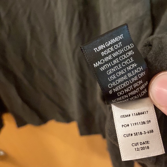 Torrid Super Soft Knits Olive Green Floral Cold Shoulder Tee Shirt Plus Size 5 - Picture 9 of 13